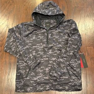 NEW Ghost Golf Black Camo The Wind Zone Hybrid Jacket Size Small NWT WINDBREAKER